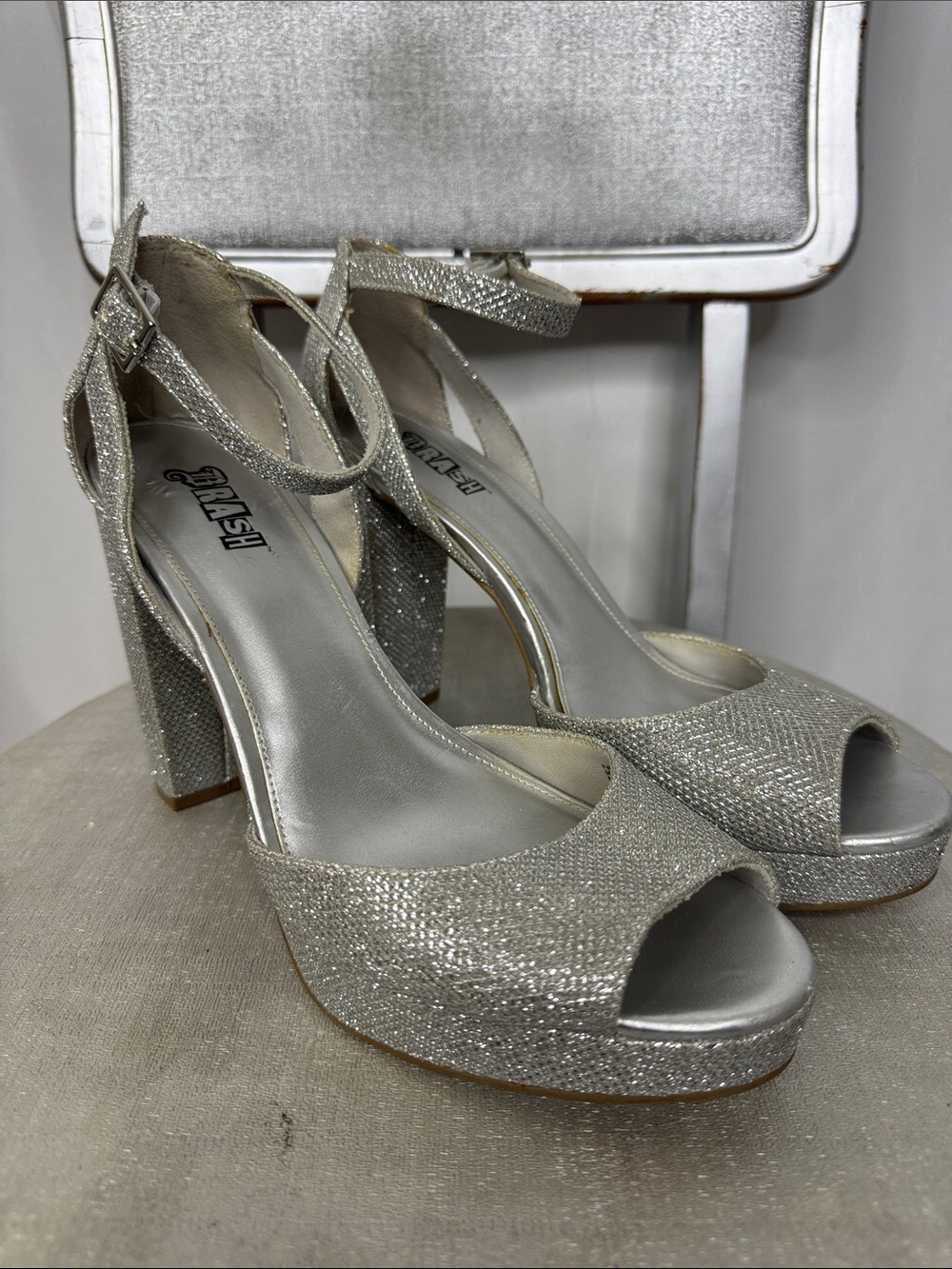 BRASH Silver Glitter Peep-Toe Block Heels with Ankle Strap NWOT Size 91/2